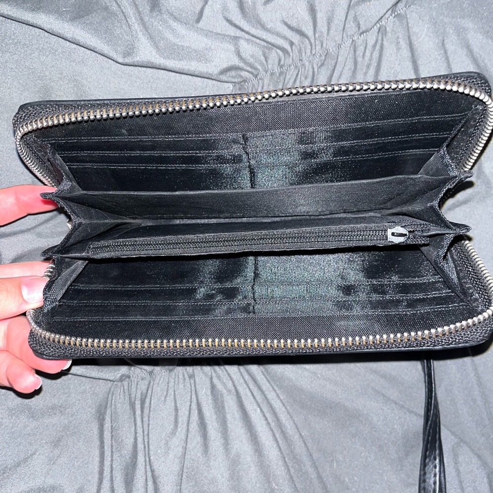 Wallet - Picture 3 of 3